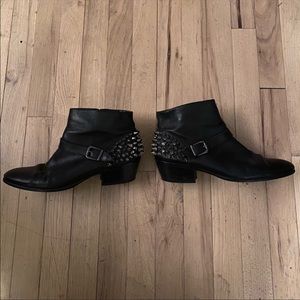 Leather boots with spiked heels